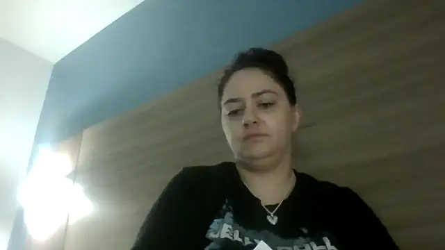 Snapshot of lilbishmiss chatting on 5, 5, 2026 lilbishmiss online show from 5, 5, 2026