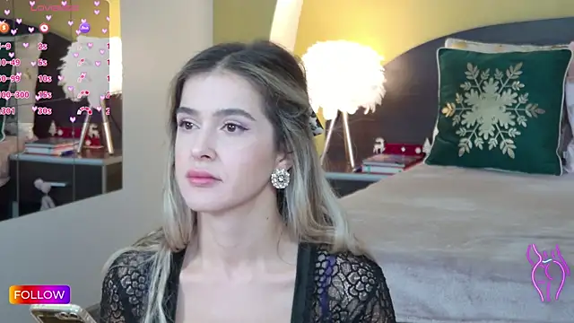 Sarah-Hart online show from 10, 12, 2024