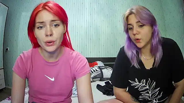ChrisGirls online show from 4, 12, 2024