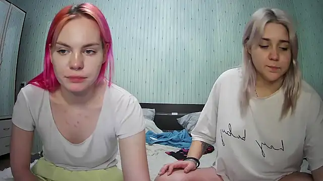 ChrisGirls online show from 4, 1, 2025