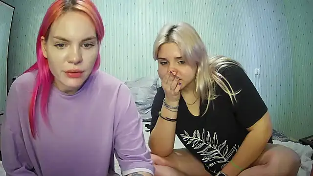 ChrisGirls online show from 11, 1, 2025