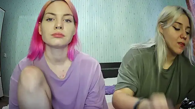 ChrisGirls online show from 17, 1, 2025