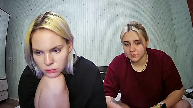 ChrisGirls online show from 20, 1, 2025