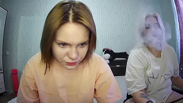 ChrisGirls online show from 24, 2, 2025