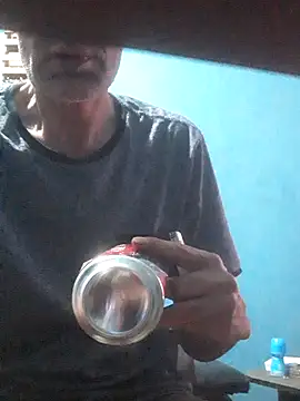 hugosafado333 online show from 4, 10, 2025