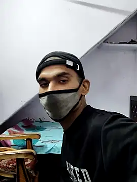 Snapshot of Habibi_big_b chatting on 8, 1, 2025 Habibi big b online show from 8, 1, 2025