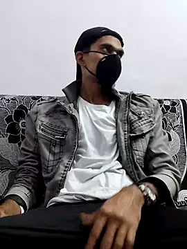 Snapshot of Habibi_big_b chatting on 10, 2, 2025 Habibi big b online show from 10, 2, 2025