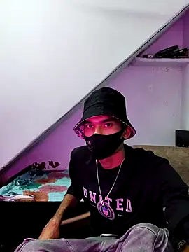 Snapshot of Habibi_big_b chatting on 28, 9, 2025 Habibi big b online show from 28, 9, 2025