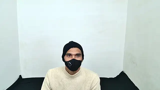 Snapshot of Habibi_big_b chatting on 14, 11, 2025 Habibi big b online show from 14, 11, 2025