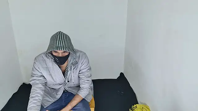 Snapshot of Habibi_big_b chatting on 24, 11, 2025 Habibi big b online show from 24, 11, 2025