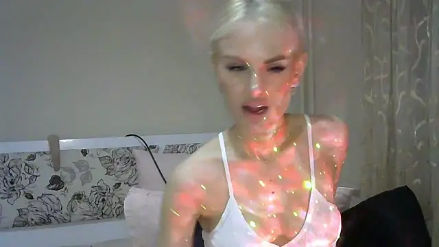 Snapshot of mirayx chatting on 3, 12, 2024 mirayx online show from 3, 12, 2024