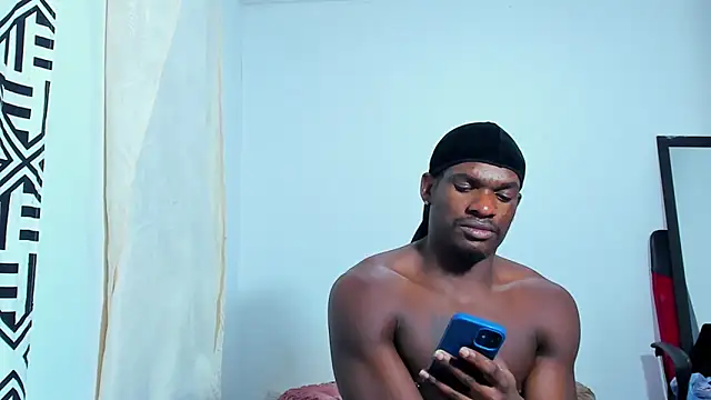 Snapshot of edwin_mosquera1 chatting on 12, 9, 2025 edwin mosquera1 online show from 12, 9, 2025