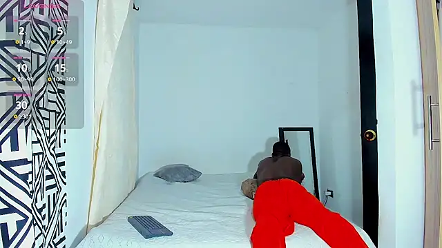 Snapshot of edwin_mosquera1 chatting on 4, 10, 2025 edwin mosquera1 online show from 4, 10, 2025