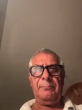 Snapshot of 4n4l1zz4m1 chatting on 20, 9, 2025 4n4l1zz4m1 online show from 20, 9, 2025