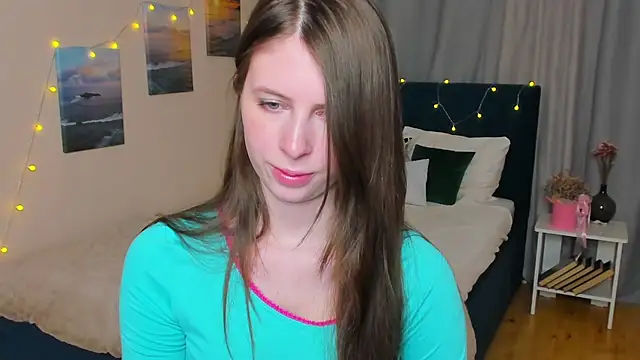 MeganCream online show from 15, 3, 2025