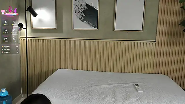 Ali Vega  online show from 26, 9, 2025