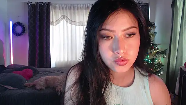 Emilyswan04 online show from 17, 12, 2024