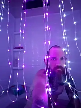 lit702 online show from 23, 12, 2025