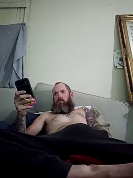 Snapshot of lit702 chatting on 5, 4, 2026 lit702 online show from 5, 4, 2026