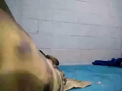 Gaby503 online show from 4, 12, 2024