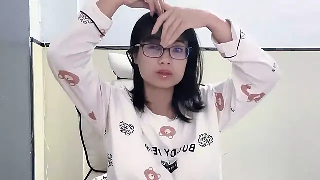 Honey-cici online show from 6, 12, 2024