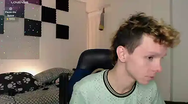 bryamado69 online show from 30, 1, 2025