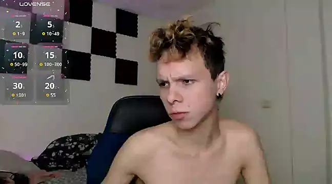 bryamado69 online show from 4, 2, 2025