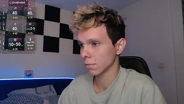 bryamado69 online show from 9, 9, 2025