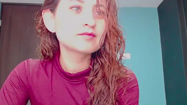 Snapshot of zoe_jones3 chatting on 11, 2, 2025 zoe jones3 online show from 11, 2, 2025
