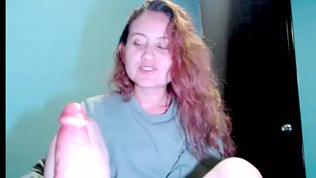 Snapshot of zoe_jones3 chatting on 19, 3, 2025 zoe jones3 online show from 19, 3, 2025