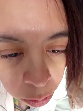 Snapshot of Karamell-Mieze chatting on 30, 10, 2025 Karamell-Mieze online show from 30, 10, 2025