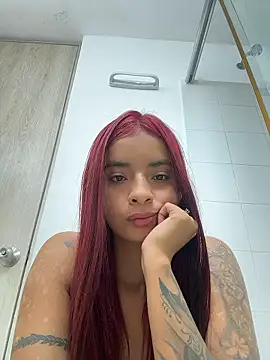 Snapshot of Laura_fernandezII chatting on 7, 1, 2026 Laura fernandezII online show from 7, 1, 2026