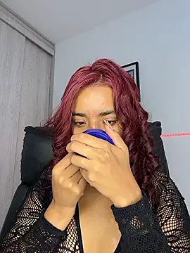 Snapshot of Laura_fernandezII chatting on 14, 1, 2026 Laura fernandezII online show from 14, 1, 2026