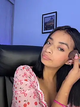 Snapshot of Laura_fernandezII chatting on 4, 2, 2026 Laura fernandezII online show from 4, 2, 2026