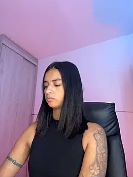 Snapshot of Laura_fernandezII chatting on 28, 4, 2026 Laura fernandezII online show from 28, 4, 2026