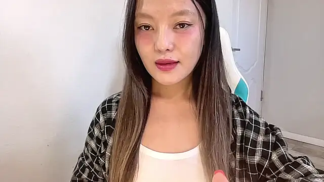 Snapshot of Risalynn chatting on 17, 12, 2024 Risalynn online show from 17, 12, 2024