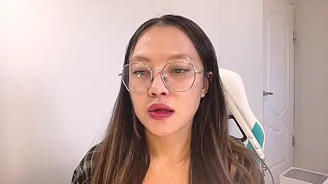 Snapshot of Risalynn chatting on 26, 12, 2024 Risalynn online show from 26, 12, 2024