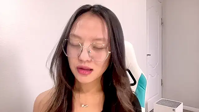 Snapshot of Risalynn chatting on 18, 1, 2025 Risalynn online show from 18, 1, 2025