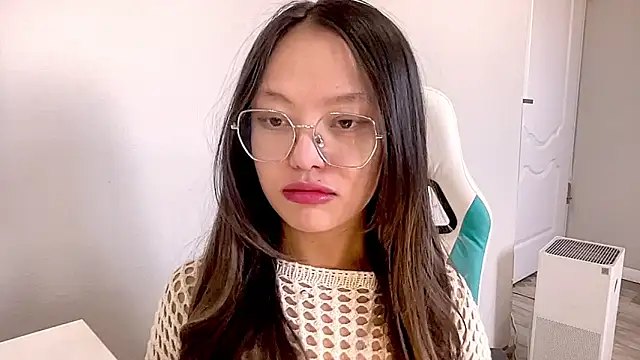 Snapshot of Risalynn chatting on 21, 1, 2025 Risalynn online show from 21, 1, 2025