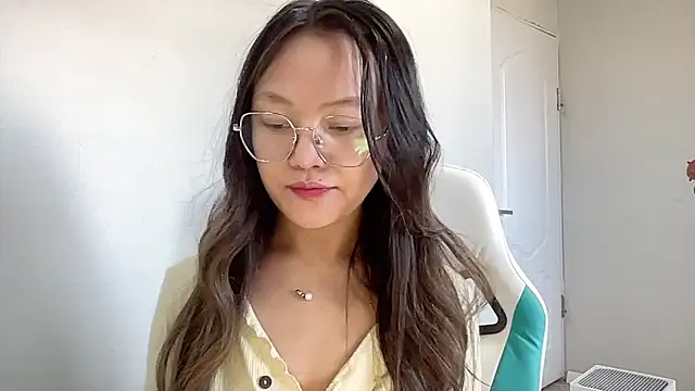 Snapshot of Risalynn chatting on 25, 1, 2025 Risalynn online show from 25, 1, 2025