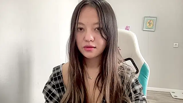 Snapshot of Risalynn chatting on 31, 1, 2025 Risalynn online show from 31, 1, 2025