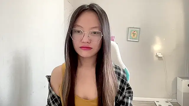 Snapshot of Risalynn chatting on 5, 2, 2025 Risalynn online show from 5, 2, 2025