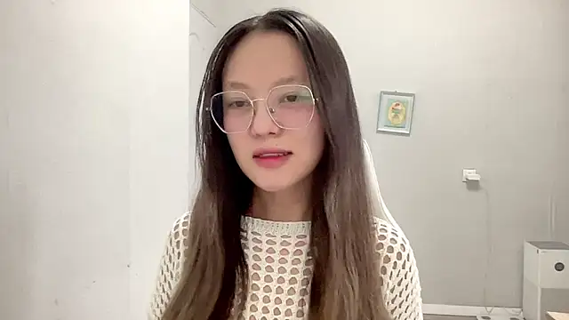 Snapshot of Risalynn chatting on 11, 2, 2025 Risalynn online show from 11, 2, 2025