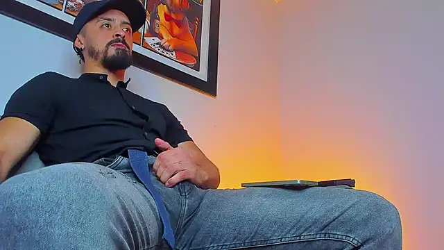 Snapshot of MAXIMUS_MASTE3 chatting on 13, 9, 2025 MAXIMUS MASTE3 online show from 13, 9, 2025