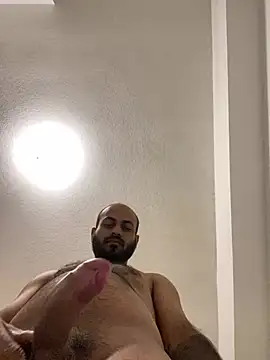 islandvybee55 online show from 6, 1, 2025