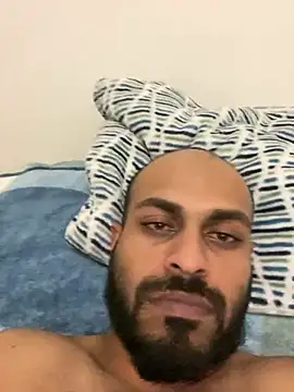 islandvybee55 online show from 31, 1, 2025