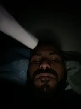 islandvybee55 online show from 31, 1, 2025