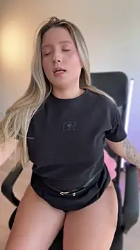 MiaPetit  online show from 24, 5, 2026