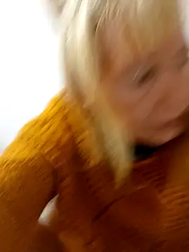 Snapshot of Ladykiss833 chatting on 1, 10, 2025 Ladykiss833 online show from 1, 10, 2025