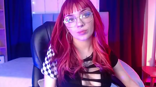 Snapshot of LessBoobs_gh chatting on 27, 1, 2025 LessBoobs gh online show from 27, 1, 2025
